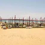Serenis אתר נופש מנבגט