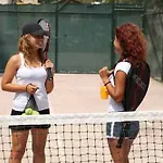 Serenis מנבגט