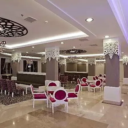 Serenis منتجع