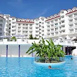 Serenis Resort