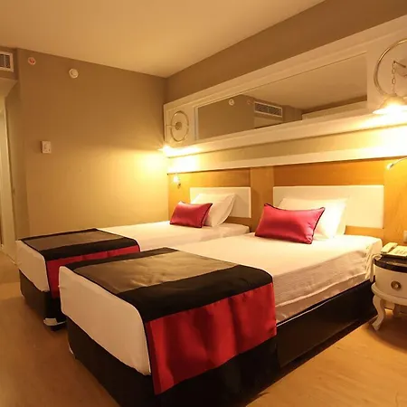 Resort Serenis Side